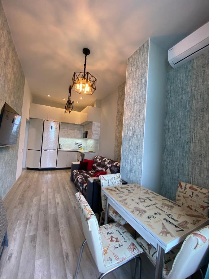 Апартаменты У Моря Magnit Первая Линия Odessa Exterior foto