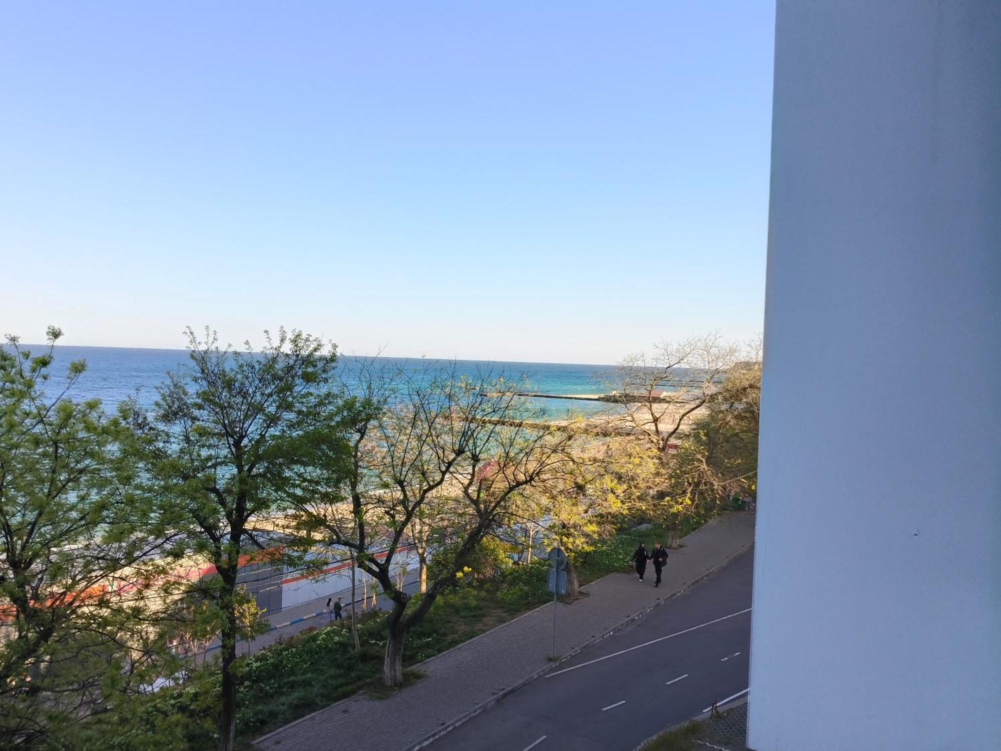 Апартаменты У Моря Magnit Первая Линия Odessa Exterior foto