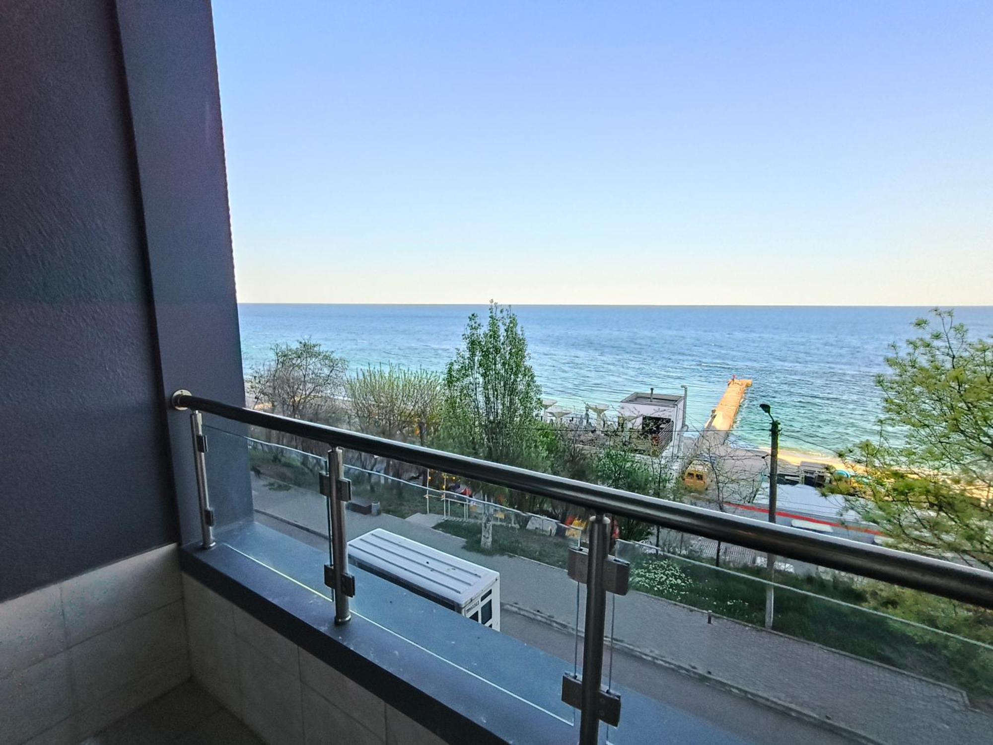 Апартаменты У Моря Magnit Первая Линия Odessa Exterior foto